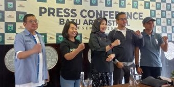 Lewat Batu Art Festival 2022, Wali Kota Dewanti Ajak Masyarakat Lomba Hias Pohon Berhadiah Rp95 Juta