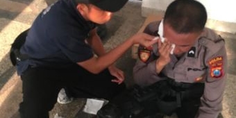 15 Polisi Terluka saat Pengamanan Demo, Ini Kata Humas Polrestabes Surabaya soal Pemukulan Wartawan