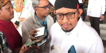 Tumpahan Minyak Sawit Berpotensi Cemari Laut, Bupati Sumenep Bakal Lapor DLH Jatim