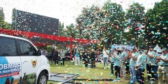 Wali Kota Kediri Launching Mobil Layanan Publik dan Ikuti Jalan Sehat LKK