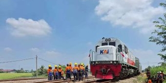 pasca-anjloknya-ka-argo-bromo-anggrek-dirut-kai-pastikan-jalur-aman-dan-ketepatan-waktu-dijaga