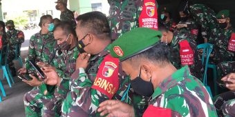 Dandim Jember Beri Arahan Babinsa Sistem Tracing Menggunakan InaRISK dan Silacak