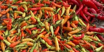 Harga Sembako Surabaya Hari Ini 15 April 2025, Cabai Rawit Merah Naik Rp1 Ribu