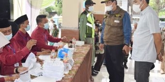 Diapresiasi Pusat, Pemungutan Suara Pilkades Serentak di TPS Bakalan Lamongan Dipantau Kemendagri