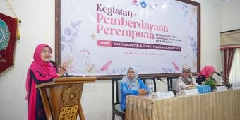 Gelar Pelatihan Bouquet Scarf, GOW Kota Pasuruan Dorong Kreativitas Perempuan Berdaya Usaha