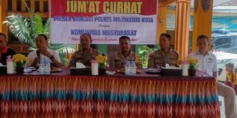 Gelar Jumat Curhat, Polres Mojokerto Kota Ajak Masyarakat Agar Tidak Mudah Percaya Berita Hoax