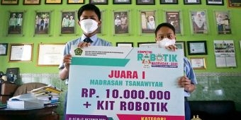 Tangan Dingin Lulusan ITB Antar Siswa di Kota Kediri Borong Prestasi Robotik Tingkat Nasional