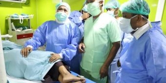Program Yankes Bergerak Berhasil Layani 406 Warga, Gubernur Khofifah: Kesehatan Itu Hak Semua Orang