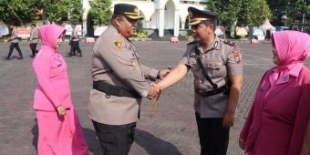 Pimpin Sertijab Delapan Kapolsek, Kapolres Pasuruan Tegaskan Penyegaran dan Regenerasi
