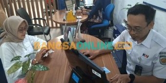 Sambut Hari Lansia Nasional, Daop 7 Madiun Ajak Lansia Naik Kereta Gratis