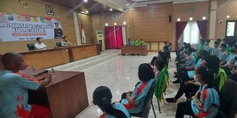 Kapolres Kediri Lepas 52 Atlet Karate Inkanas ke Kota Blitar