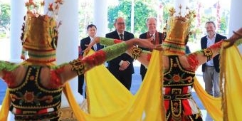 Pemprov Jatim Jajaki Kerja Sama Bidang Maritim dan Energi Terbarukan dengan Pemerintah Denmark