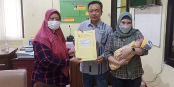 Bayi Dalam Tas Ransel di Kota Blitar, Diadopsi Wabup Rahmat Santoso dan Istri