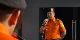 Basarnas Surabaya Siaga Hadapi Banjir Akibat Hujan Deras dan Beri Imbauan Warga