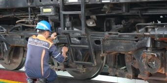 Sambut Lebaran 2026, KAI Daop 7 Intesifkan Perawatan Lokomotif