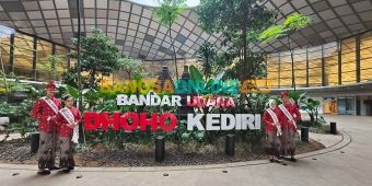 Super Air Jet Mendarat Perdana di Bandara Dhoho