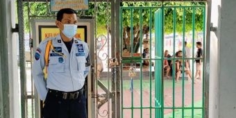 Selundupkan Sabu di Botol Deodoran, 2 Pemuda Diamankan Petugas Rutan Ponorogo