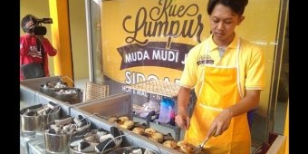 Kue Lumpur Muda-mudi Kini Hadir di Tuban