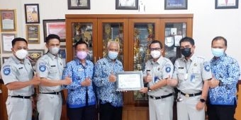 Cepat Tangani Korban Kecelakaan Lalu Lintas, RSUD dr. Iskak Terima Penghargaan dari Jasa Raharja