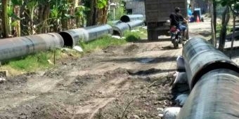 Dispol PP Gresik Cabut Segel Proyek Pipa Pertagas di Kedanyang
