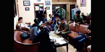 Razia Hotel, Petugas Gabungan di Blitar Ciduk Belasan Pasangan Bukan Suami Istri 