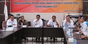 Usai Dilantik, Tim Ajudifikasi Panitia PTSL Dapat Pembekalan