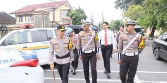 Operasi Zebra Semeru 2025, Kapolres Kediri Kota Tinjau Kendaraan Dinas