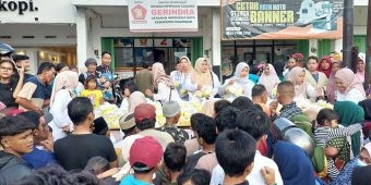 Pira Pasuruan Bagikan 300 Takjil untuk Masyarakat Sekitar