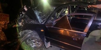 Oleng, Sedan di Madiun Tabrak Pembatas Jembatan, 3 Orang Tewas