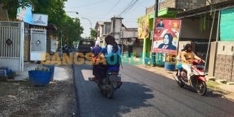 DPUTR Gresik Sudah Perbaiki Jalan Kabupaten Desa Kedanyang dengan Diaspal