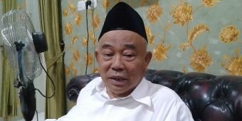 Kiai Asep Nikahkan Putrinya, Saksi Nikah Habib Lutfi dan Kiai As’ad Ali, Khofifah Sambutan Tunggal