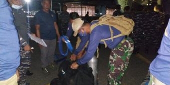 Koarmada II Kirim Tim Penyelam Kopaska dan Dislambair Evakuasi Korban Banjir Tanah Laut