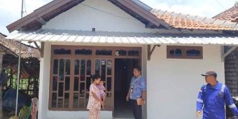 Peduli Masyarakat Sekitar, TPPI Tuban Bedah Rumah Warga dan Buat MCK Sehat