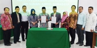 Kemenag Tuban dan Uinsa Surabaya Tandatangani MoU Bidang Kehumasan