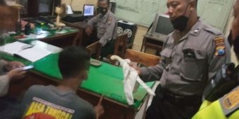 Razia Kamseltibcar Lantas, Polres Madiun Temukan Pengendara Bawa Sajam