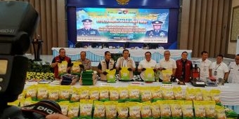 Polda Jatim Ungkap Kasus Beras SPHP Palsu di Probolinggo