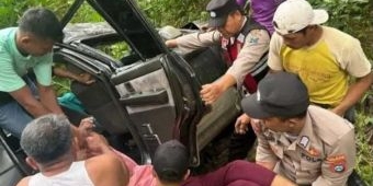 Naas! Mobil Pengantar Pengantin Masuk Jurang di JLS Trenggalek, Satu Tewas Empat Luka Berat