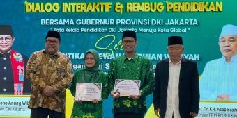 dihadiri-rano-karno-kiai-asep-paparkan-pesantren-global-dalam-dialog-pergunu-di-balai-kota-dki