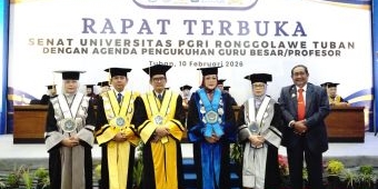 Kukuhkan Tiga Guru Besar Baru, Unirow Tuban Kini Miliki Lima Profesor