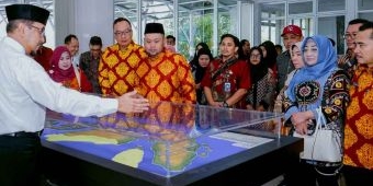 Siapkan Sekolah Rakyat, Bupati Gresik Studi Tiru ke SMA Unggulan CT Arsa Foundation Sukoharjo