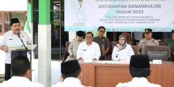 Hadiri Musrenbang Kecamatan Sanankulon, Mak Rini Minta Desa dan Kelurahan Aktif Berpartisipasi
