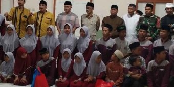 Wakil Ketua Komisi I DPRD Kabupaten Kediri Hadiri Santunan Anak Yatim di Balai Desa Wates