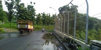 PJU di Kerek Tak Kunjung Diperbaiki, Warga Ancam Ganti dengan Obor