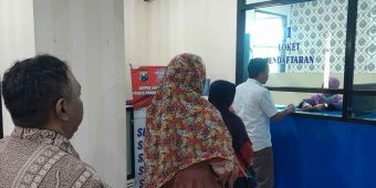 Ada Puluhan Pemohon SIM di Kota Probolinggo saat Ramadan