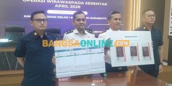 Operasi Wirawaspada 2026, Imigrasi Surabaya Amankan 3 WN Tiongkok Pelanggar Keimigrasian