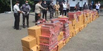 Rokok Ilegal Senilai Rp900 Juta Dimusnahkan Lanal Batuporon dan Bea Cukai di Bangkalan