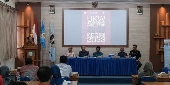 PWI Kediri Gelar UKW Angkatan ke-48 dan 49