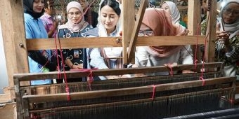 Wali Kota Kediri Dampingi Wamendag Kunjungi Sentra Tenun Ikat, Dorong Produk Lokal Go Ekspor
