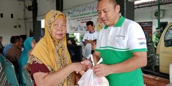 Megasurya Mas Bagikan Bingkisan Lebaran untuk Warga Dua Desa