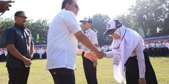 Buka MPLS SMA/SMK/SLB, Pj Gubernur Jatim dan 356.644 Siswa Deklarasikan Gerakan Anti-Perundungan